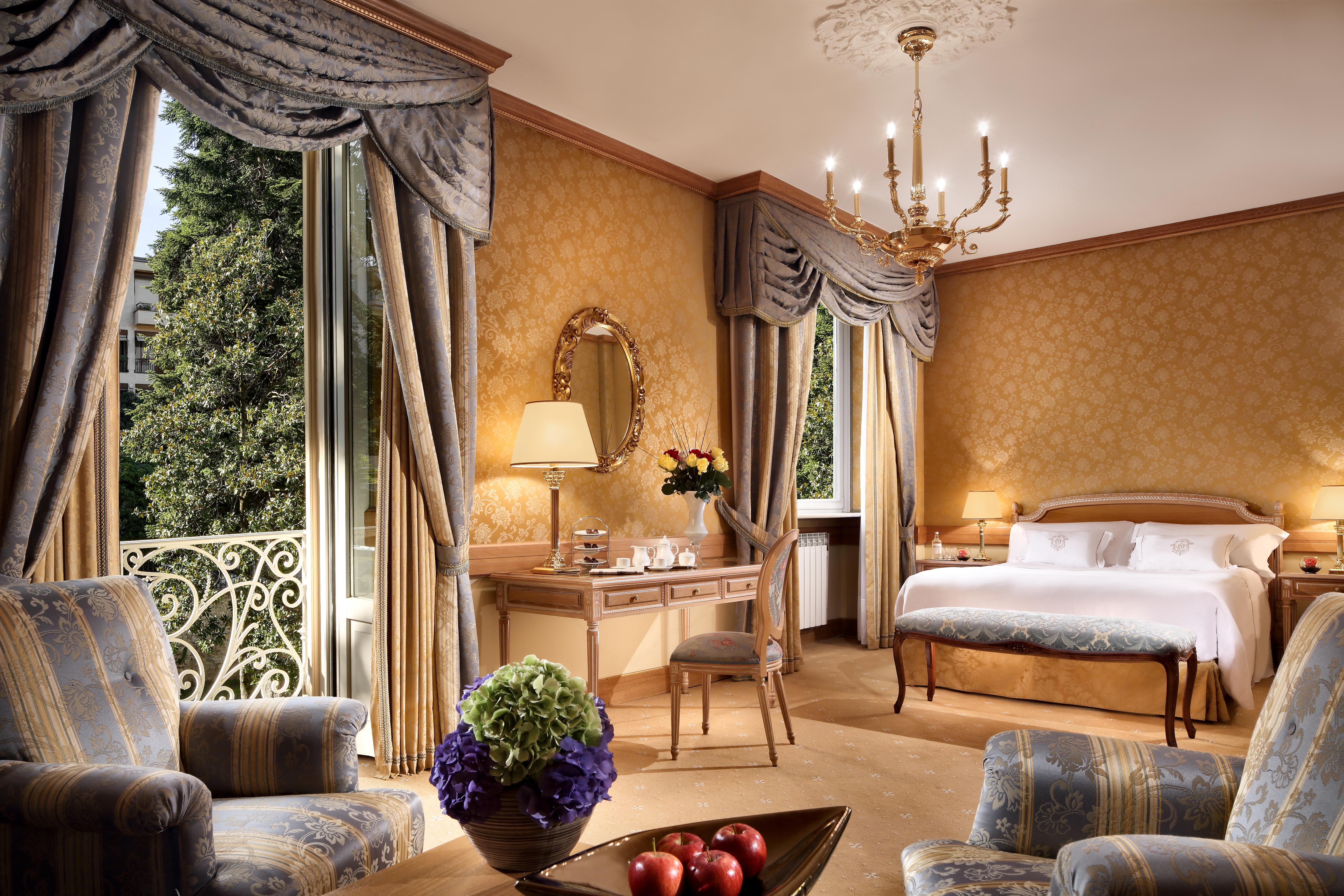 Hotel Splendide Royal Lugano Ngoại thất bức ảnh A suite at the hotel