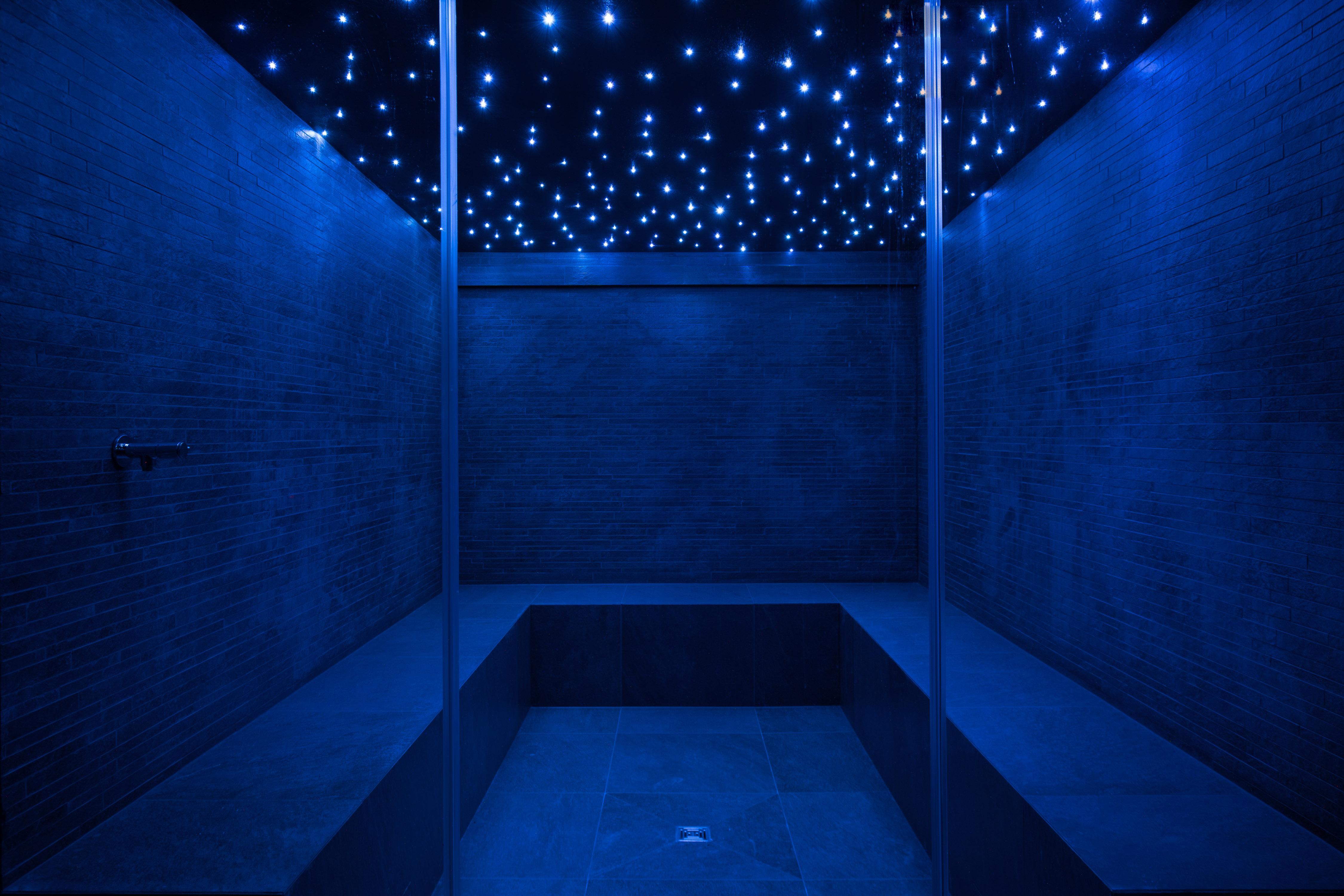 Hotel Splendide Royal Lugano Ngoại thất bức ảnh A blue room