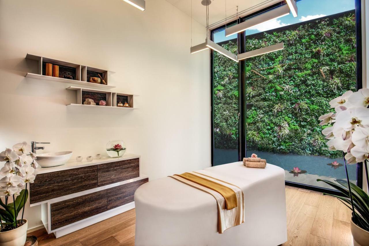Hotel Splendide Royal Lugano Ngoại thất bức ảnh Spa at The Westin